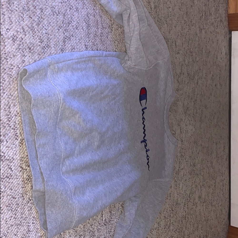 •youth medium •all grey champion cruneck